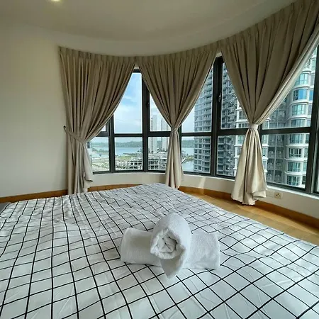 Teega Suites Puteriharbour By Wp Homestay Johor Bahru Bagian luar foto