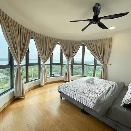 Teega Suites Puteriharbour By Wp Homestay Johor Bahru Bagian luar foto
