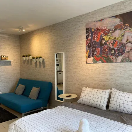 Teega Suites Puteriharbour By Wp Homestay Johor Bahru Bagian luar foto