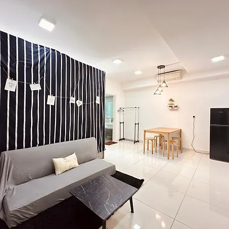 Teega Suites Puteriharbour By Wp Homestay Johor Bahru Ruang foto