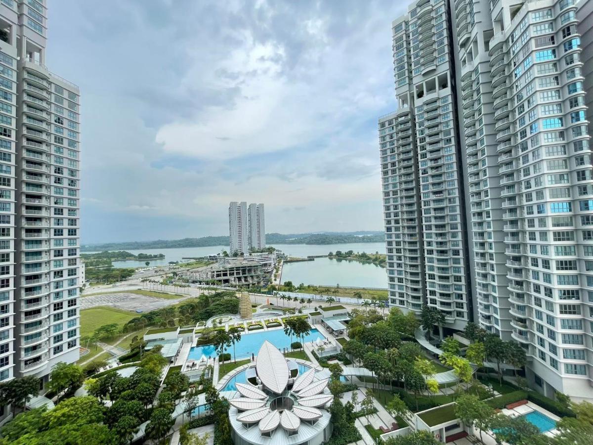 Apartment Teega Puteriharbour By Wp *